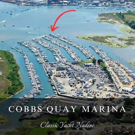 Classic Yacht Nadine In Poole Harbour, Dorset, With A Hot Tub Jacuzzi Extérieur photo