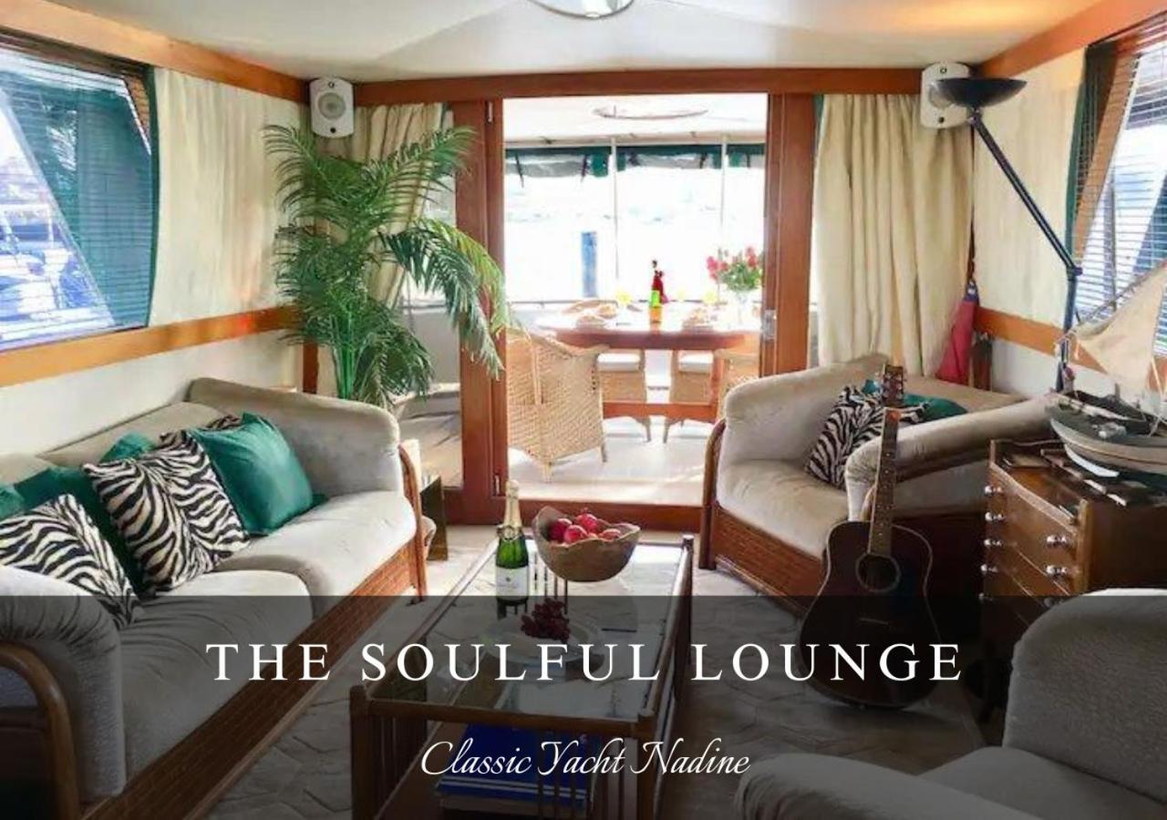 Classic Yacht Nadine In Poole Harbour, Dorset, With A Hot Tub Jacuzzi Extérieur photo